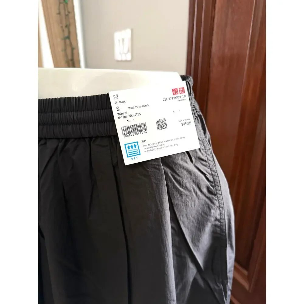 Uniqlo Nylon Culottes in Black
